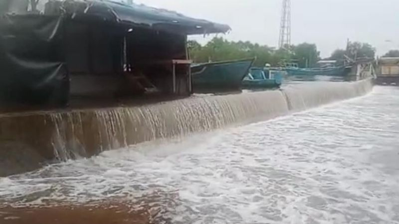 Banjir Rob Melanda Pekalongan, 1.010 KK Terdampak